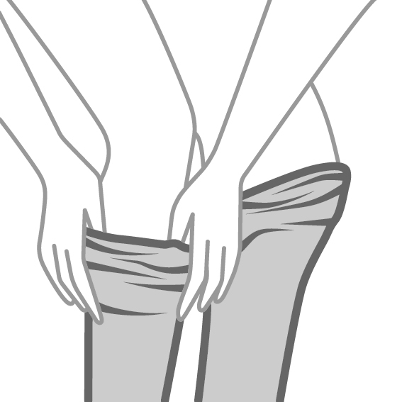 Putting on tights properly - STEP 3 Putting on tights properly - STEP 3